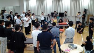 関西医大にてグラヴィティヨガのベッドプログラムセミナーを開催していただきました①